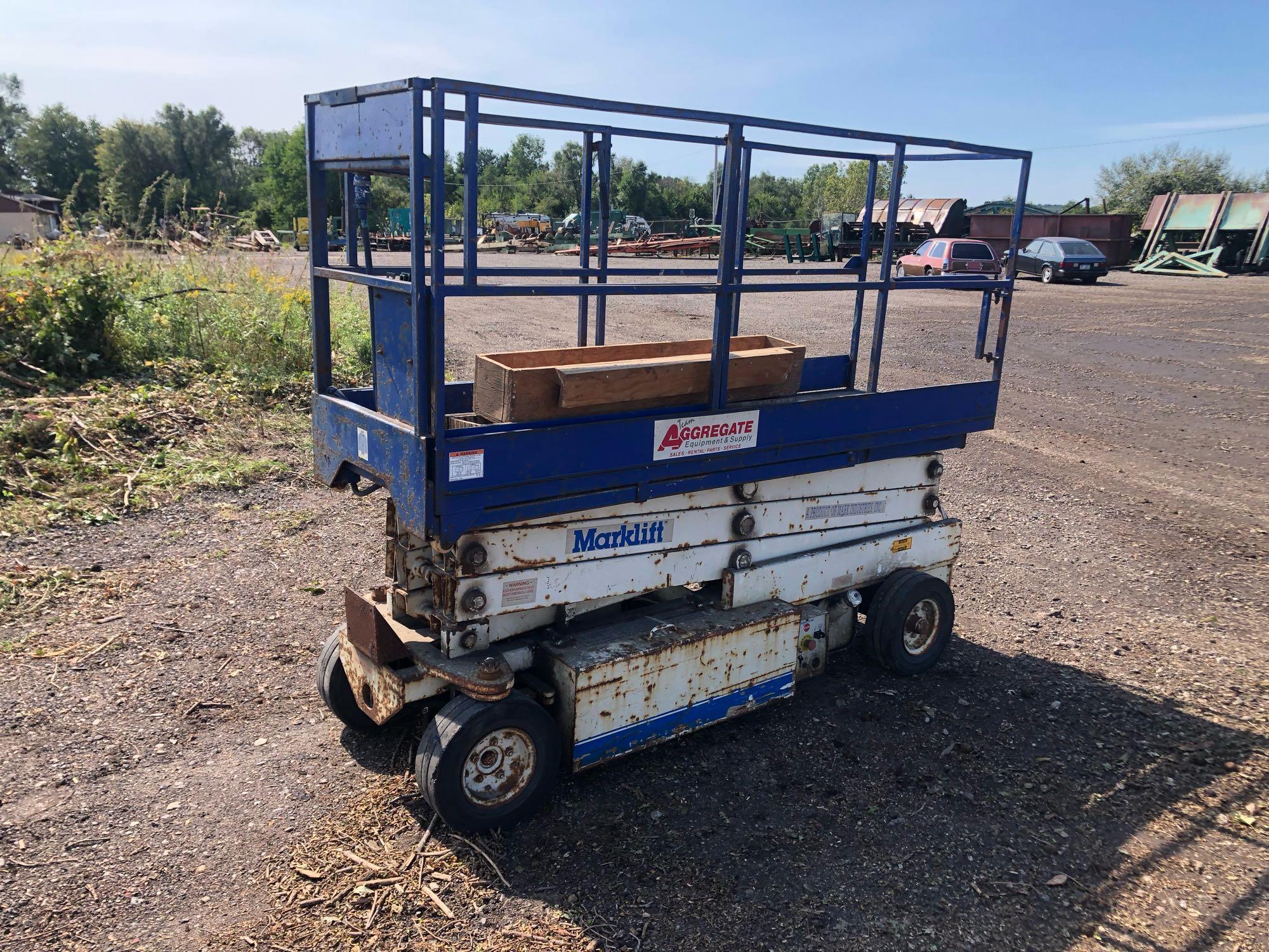 Marklift Scissor lift