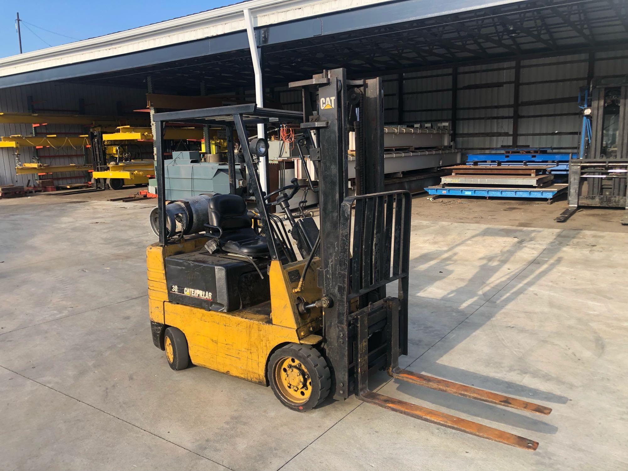 CAT GC15 Forklift