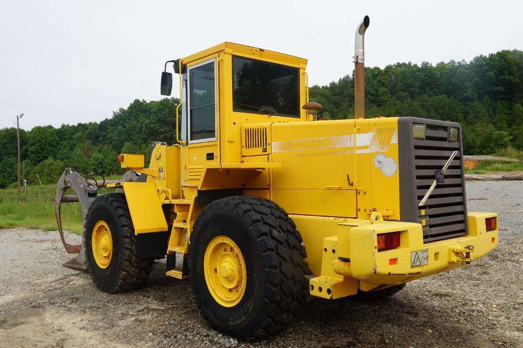 Volvo L90C Wheel Loader