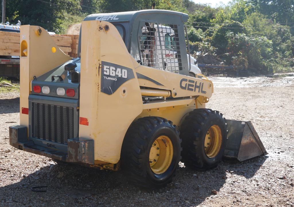 Gehl 5640 Turbo Skid Steer