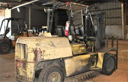 *Hyster 5000lb Propane Lift (sn: G005A08868V)