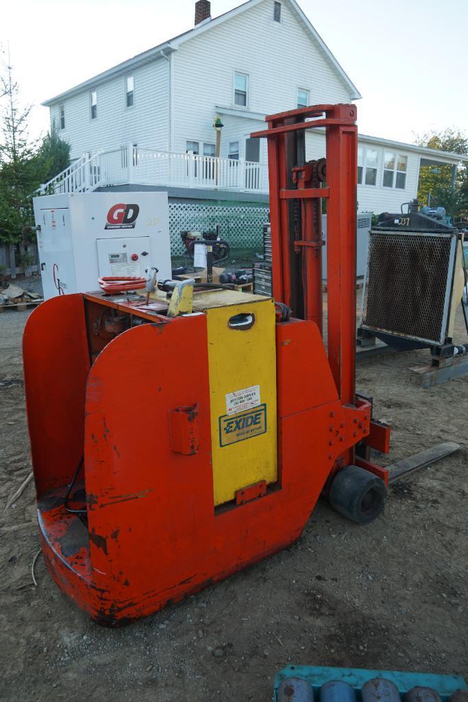 Electric Lift Truck