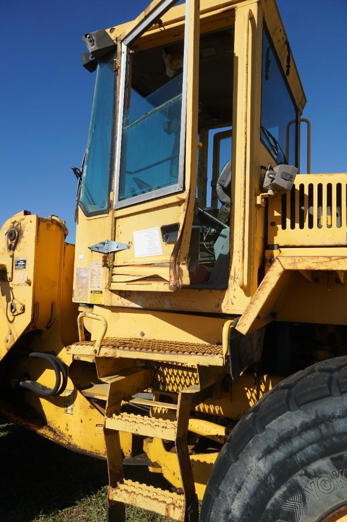 Volvo L90C Wheel Loader