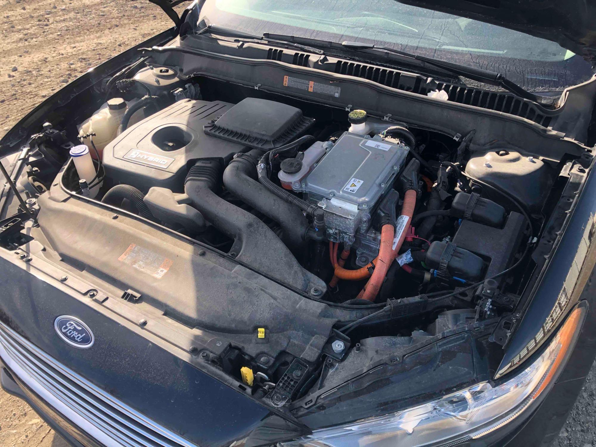 2019 Ford Fusion Hybrid Passenger Car, VIN # 3FA6P0LU4KR207312