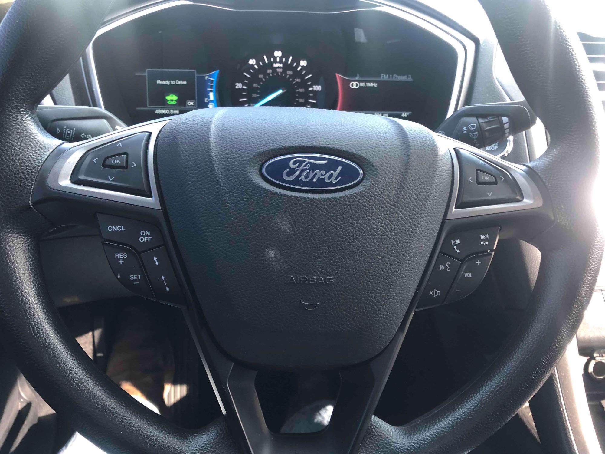 2019 Ford Fusion Hybrid Passenger Car, VIN # 3FA6P0LU4KR207312