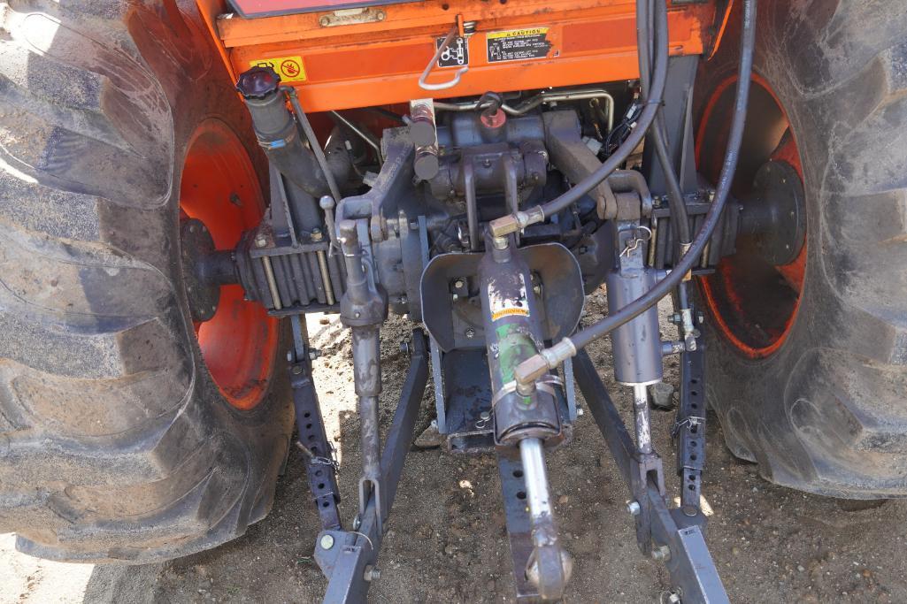 Kubota M6800 Tractor w/ Front end Loader