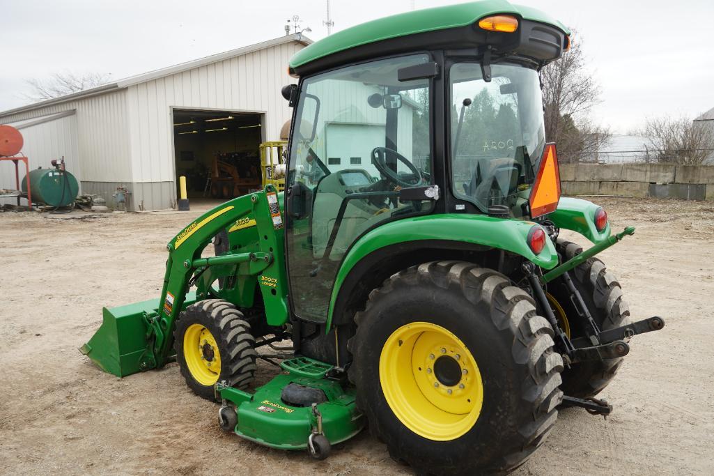 John Deere 3320 Tractor w/ Front End Loader