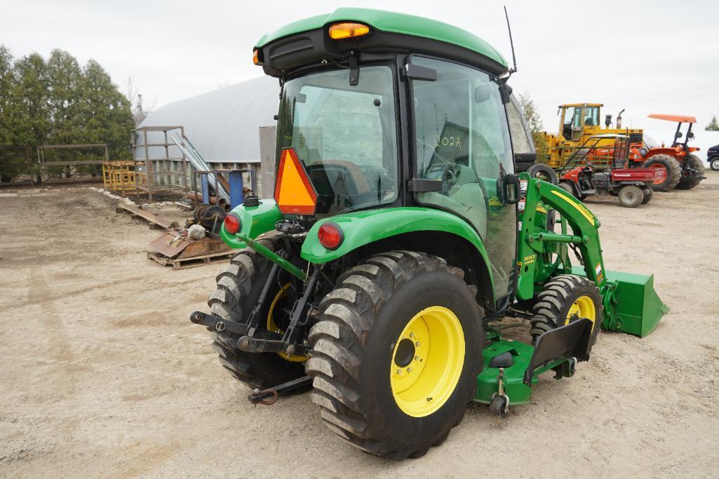 John Deere 3320 Tractor w/ Front End Loader