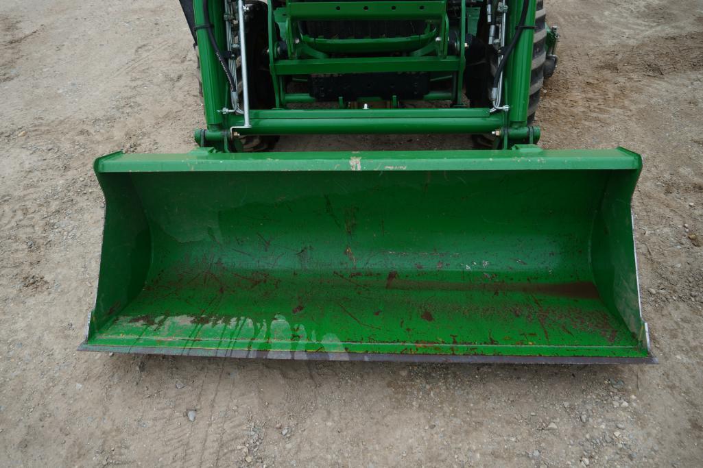 John Deere 3320 Tractor w/ Front End Loader