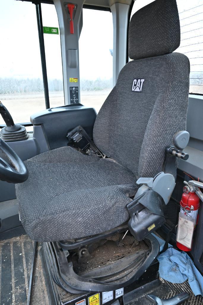 2016 CAT 926M Wheel Loader