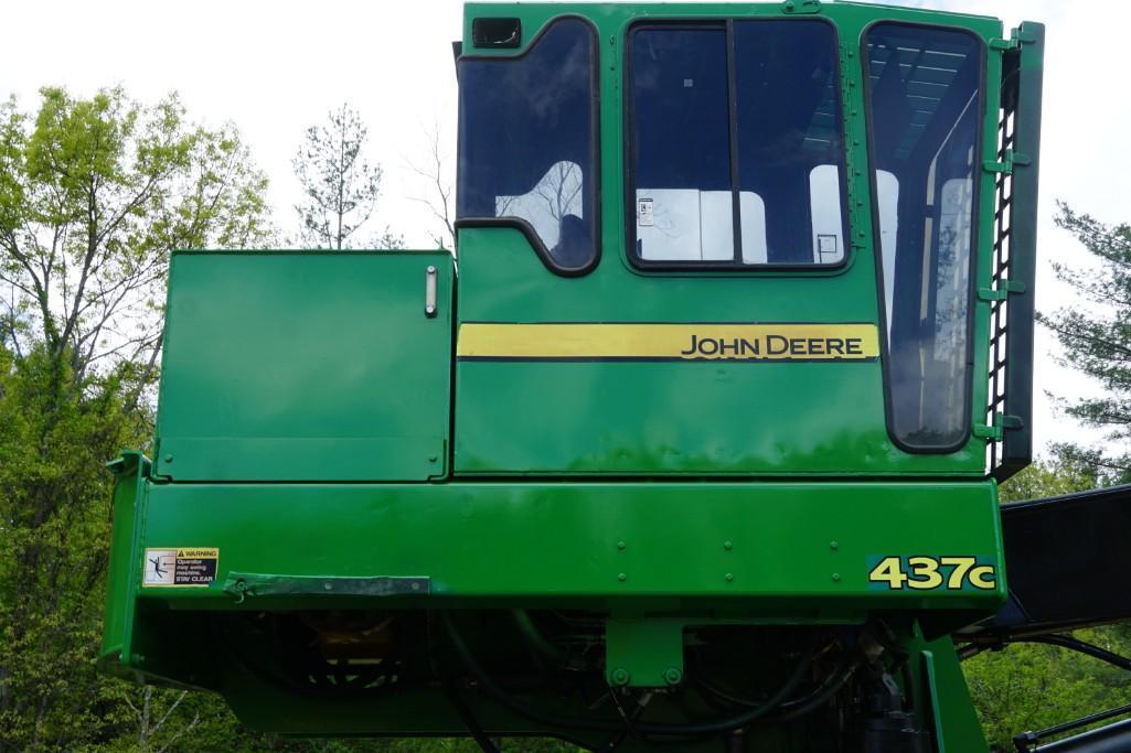 John Deere 437C Knuckleboom