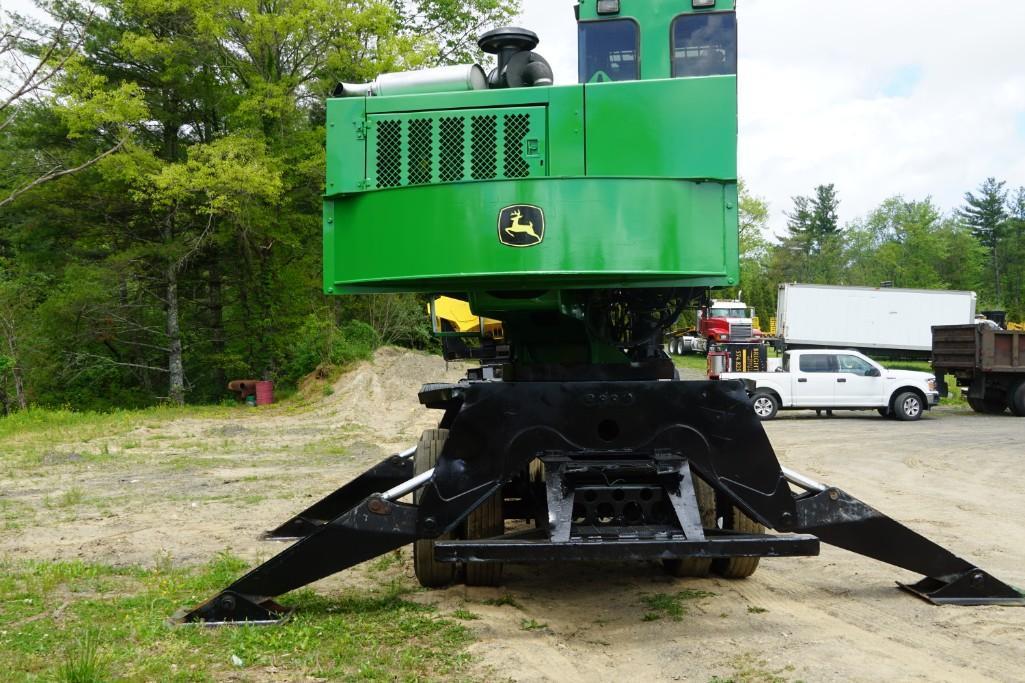 John Deere 437C Knuckleboom