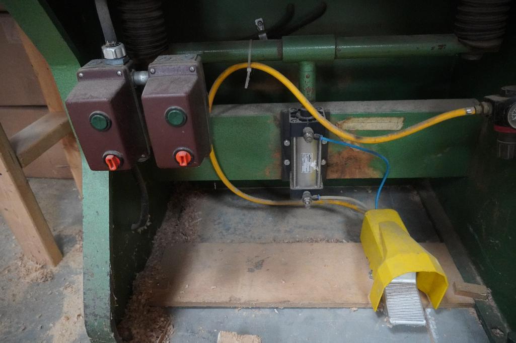 Herm. Reichenbacher 6 Head vertical drilling machine