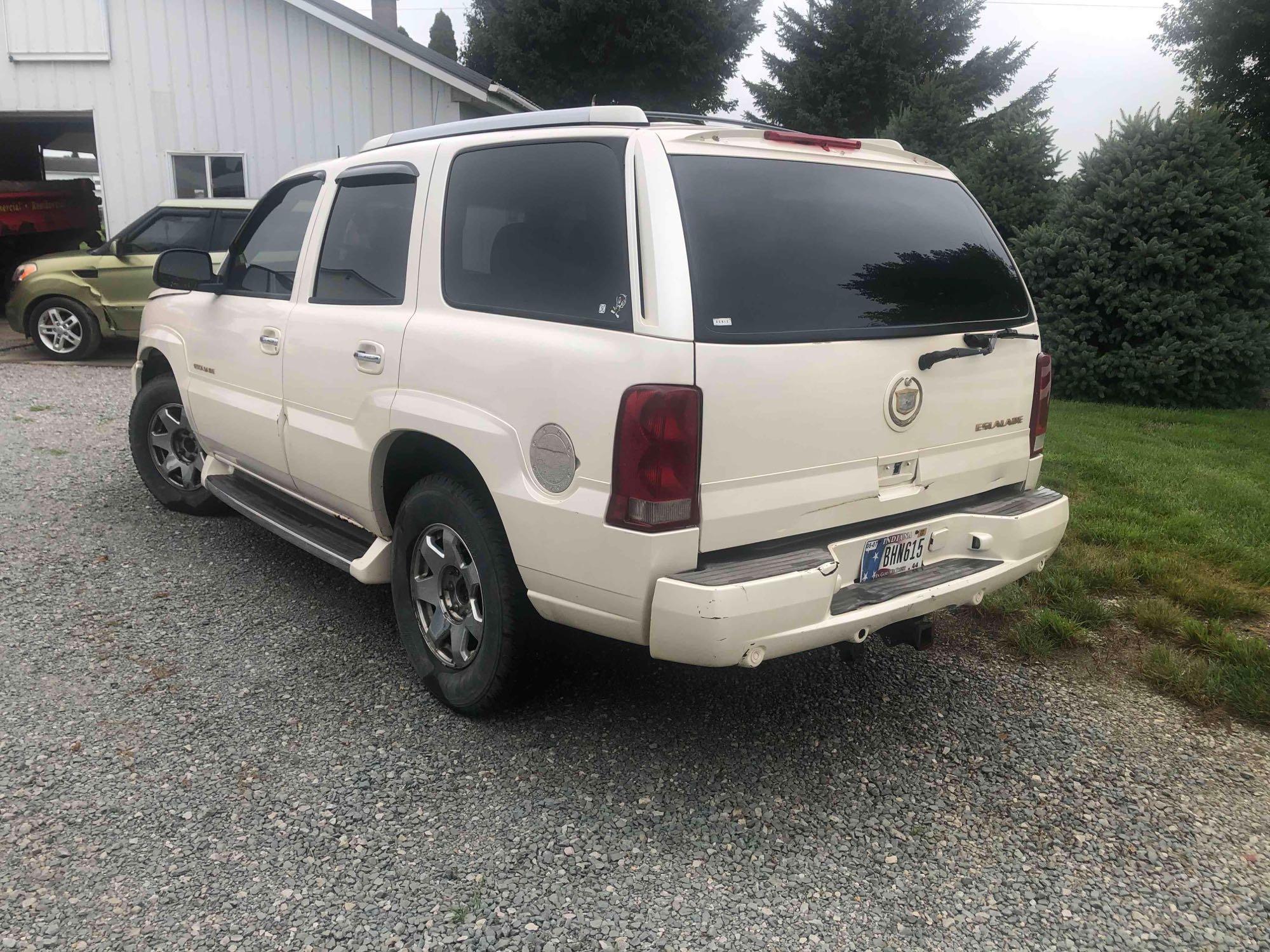 2003 Cadillac Escalade Multipurpose Vehicle