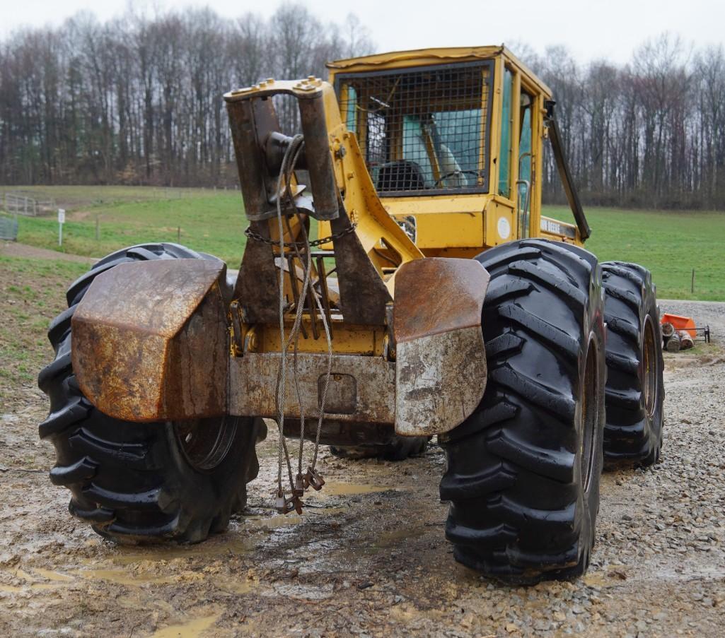 John Deere 640E Skidder