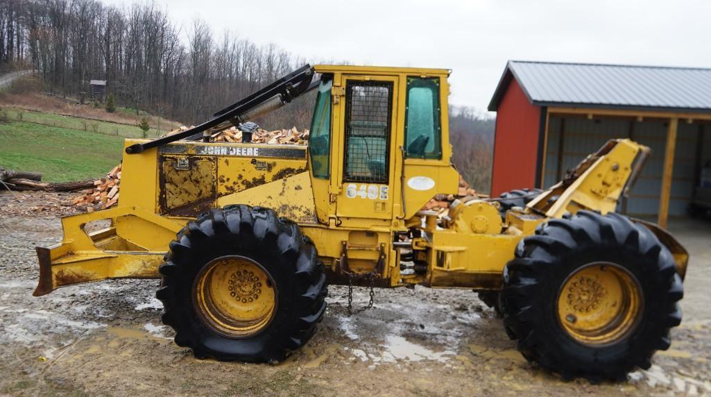 John Deere 640E Skidder