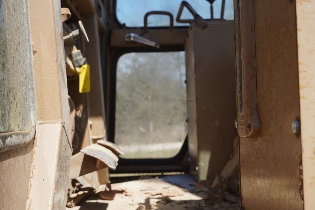 1988 Cat D4C Dozer