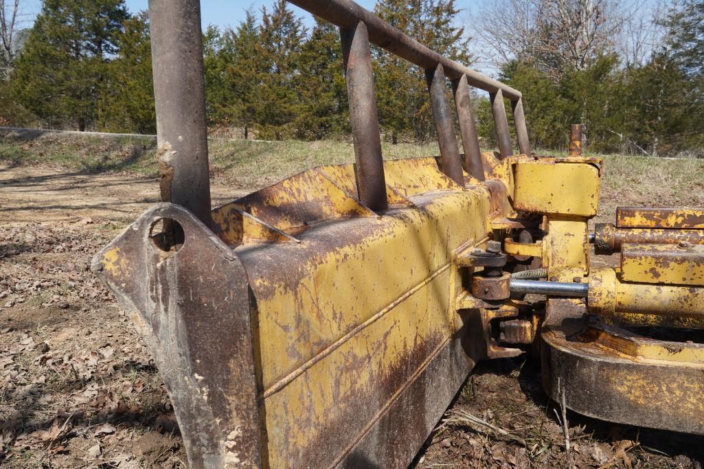 1988 Cat D4C Dozer