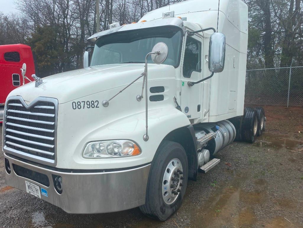 2018 Mack CXU613 Truck