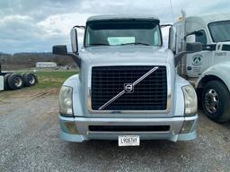 2013 Volvo VNL Truck