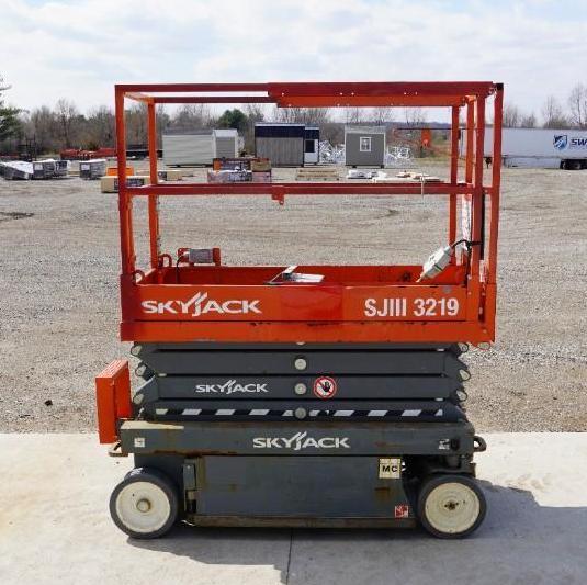 2019 SkyJack SJ3219 Scissor Lift