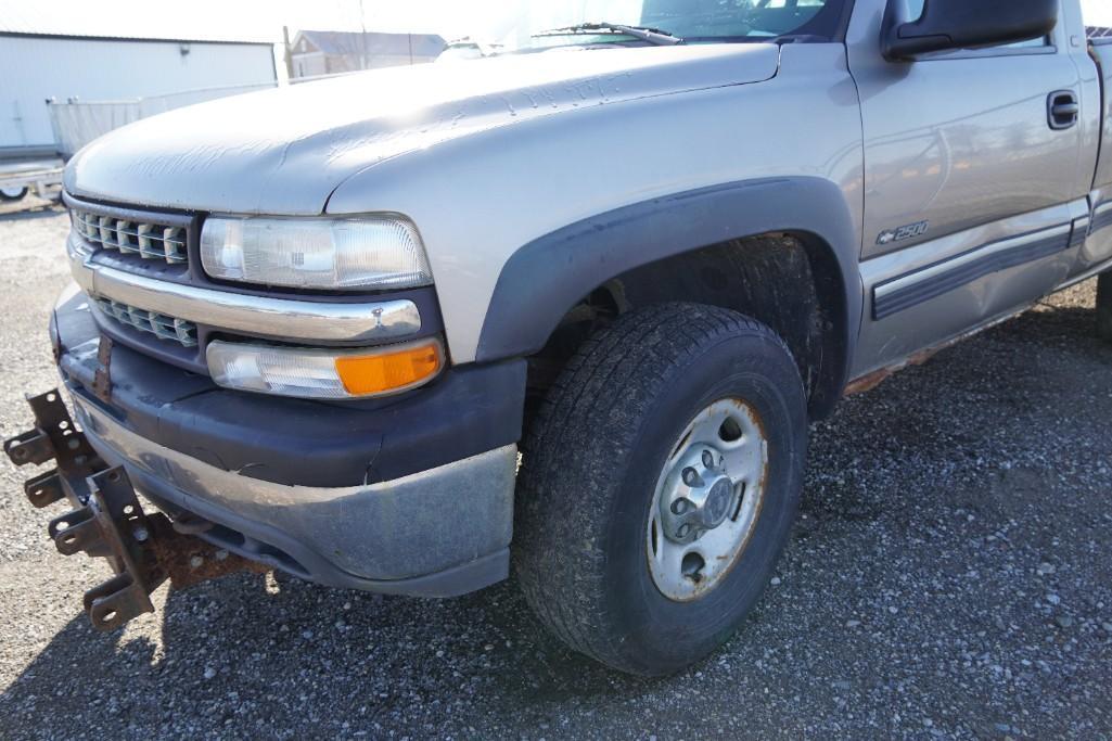 2000 Chevrolet Silverado Pickup Truck