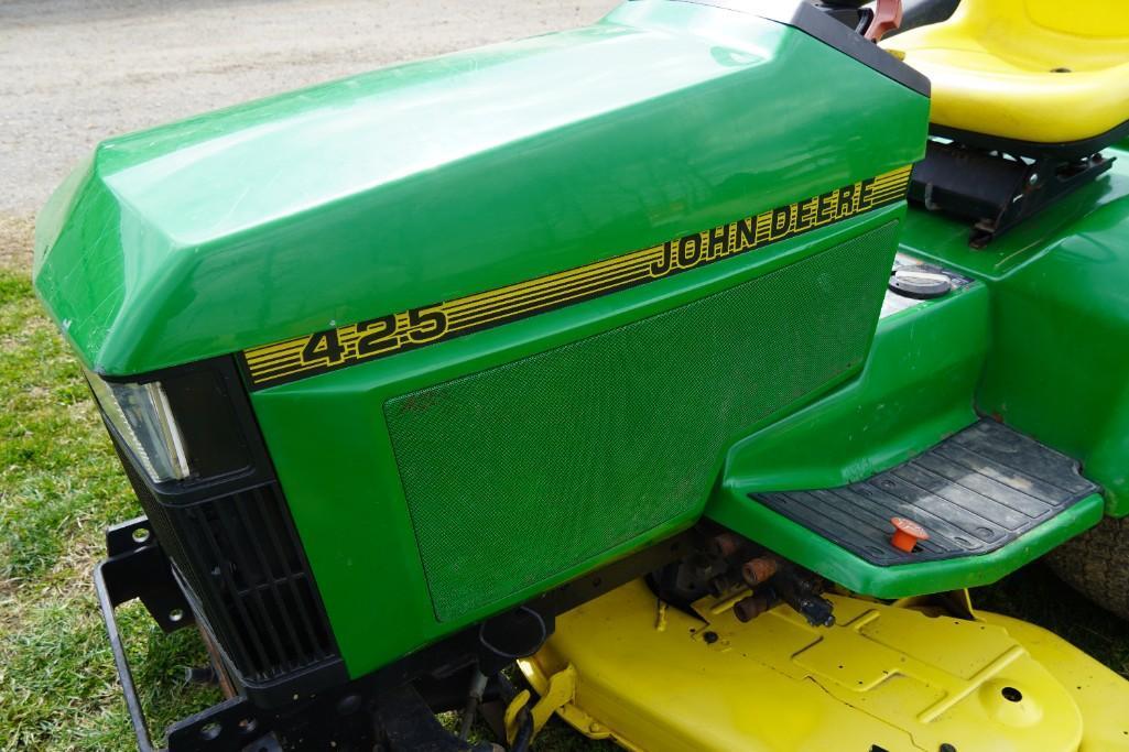 John Deere 425 Tractor w/ MC519 Material Collection Cart