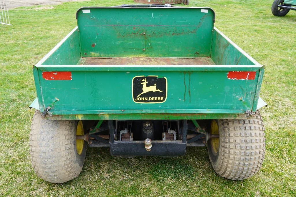 John Deere AMT 600 ATV