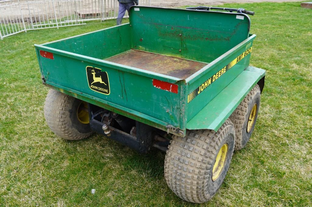 John Deere AMT 600 ATV