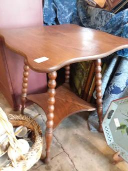 Nice solid Oak two tier table with twist legs