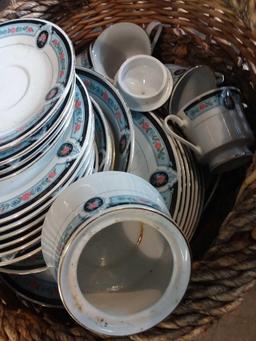 Tienshan Fine China Dinnerware