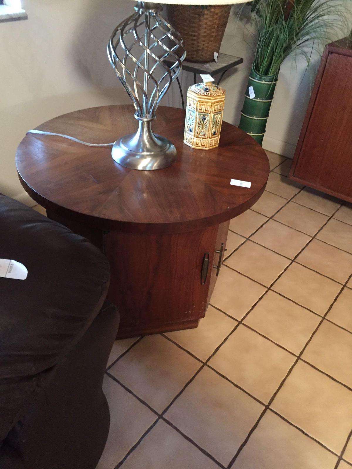 Pair of Matching Wood Round End Tables With storage