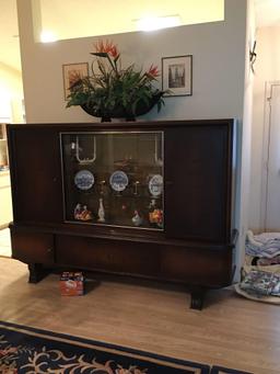 Fabulous Art Deco Nuevo antique German hutch. Burled wood