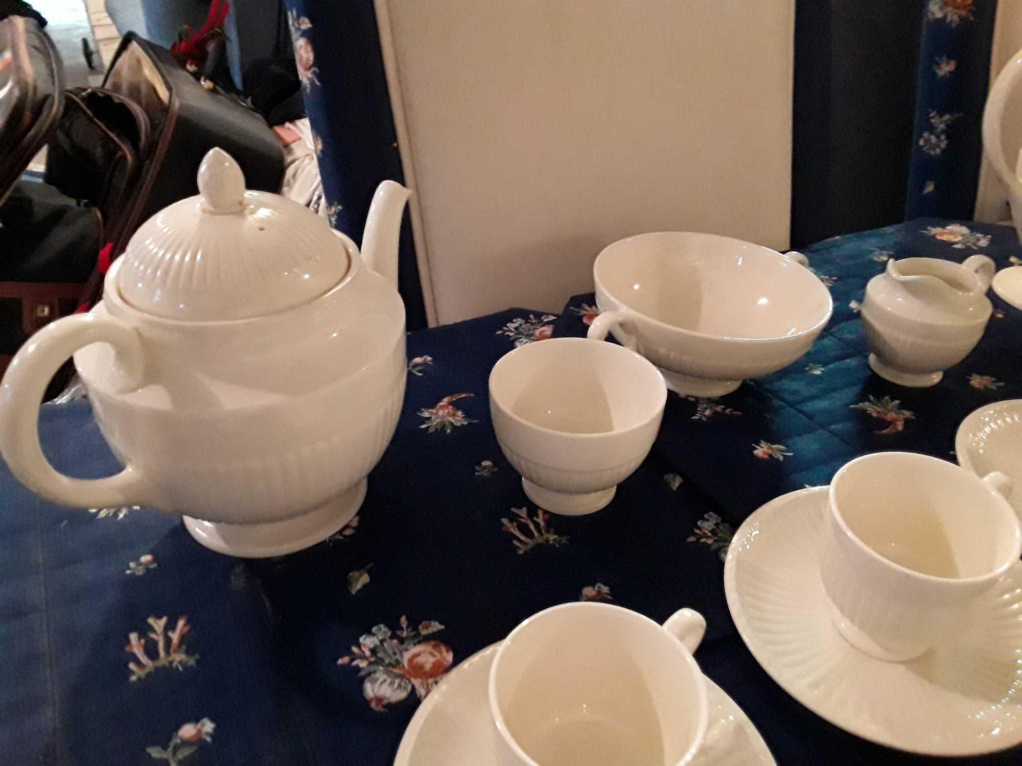 GORGEOUS! Ivory Wedgwood of Etruria & Barlaston, Edme, 10 Place Setting and then some!