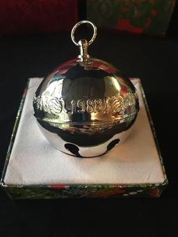 1988 Wallace Silversmiths Christmas Bell