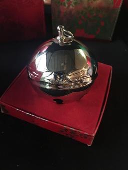 1990 Wallace Silversmiths Christmas Bell