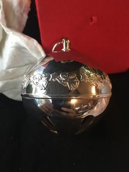 1992 Wallace Silversmiths Christmas Bell