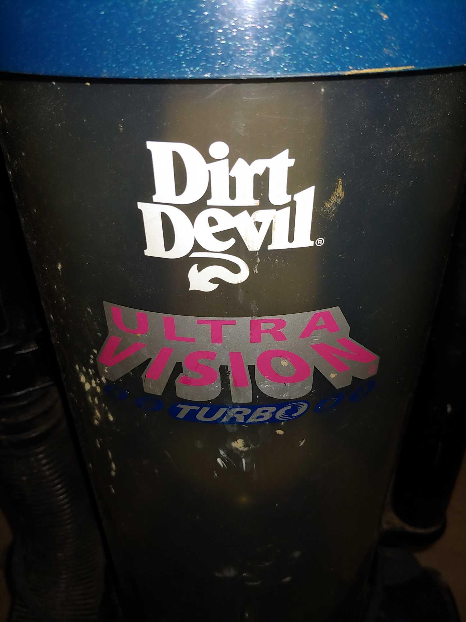Dirt Devil Ultra Vision Turbo bagless vacuum, 12 amp with motorguard
