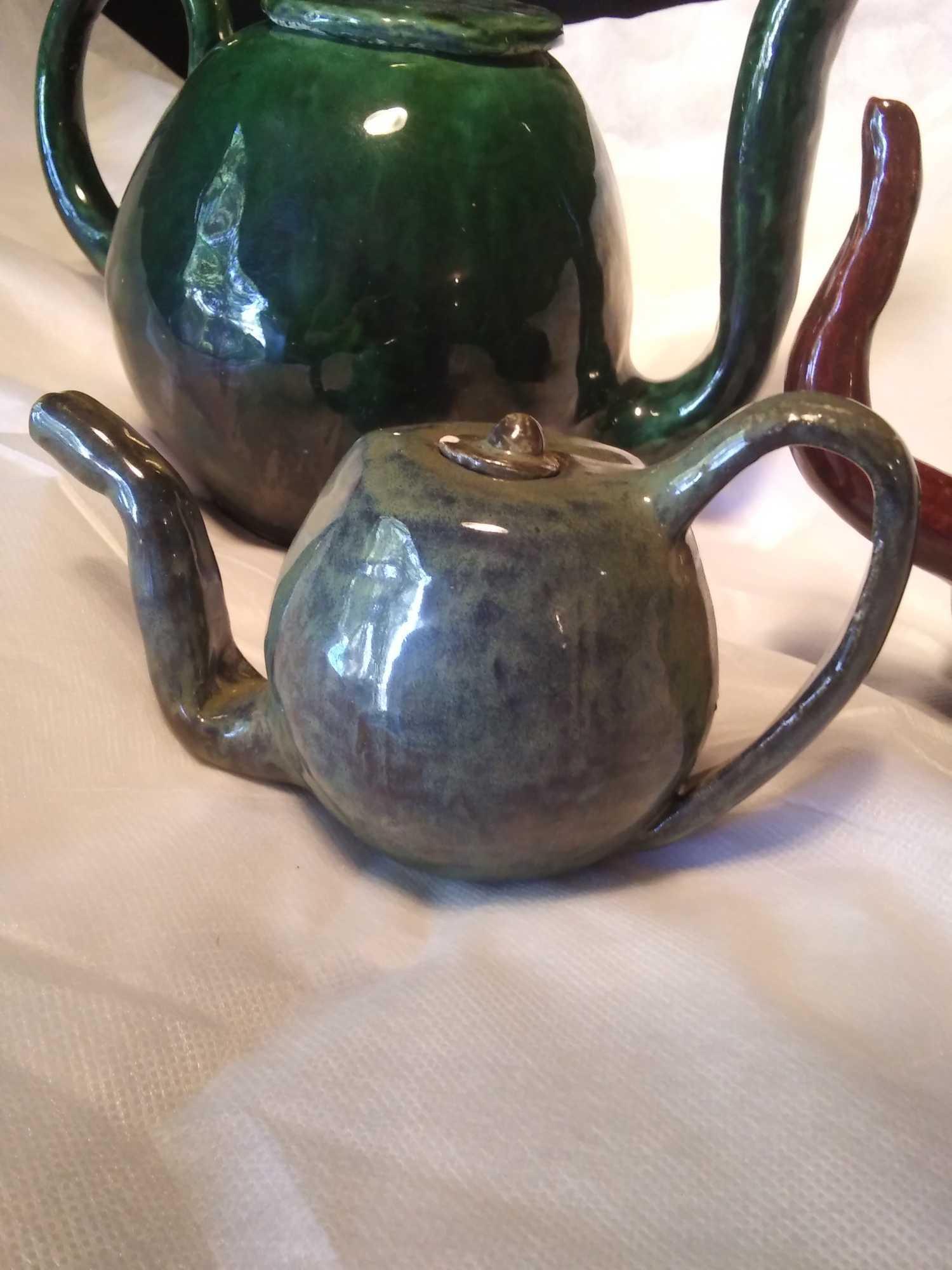 Custom Pottery 3 Pc Pitcher Set