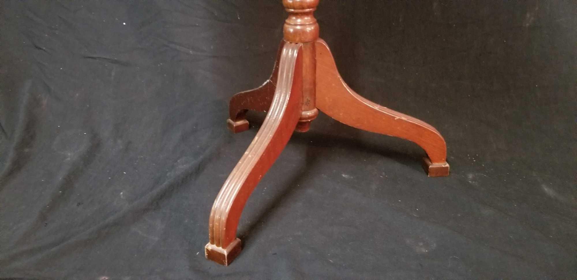 Tilt top tea table, red style wood