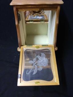 Cute Little Jewelry Box