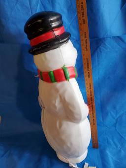 Vintage Snowman Blow Mold Holiday yard art - 38" tall. lighted