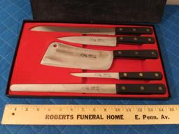 5 Pc VINTAGE SABATIER stainless France knife set, in Velveteen-lined box