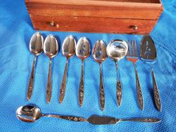 87 pc. Vintage ONEIDA MY ROSE Community stainless steel flateware, in wood NAKEN'S chest