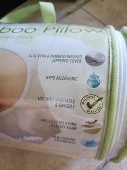 New In package Aloe Vera BAMBOO PILLOW, queen