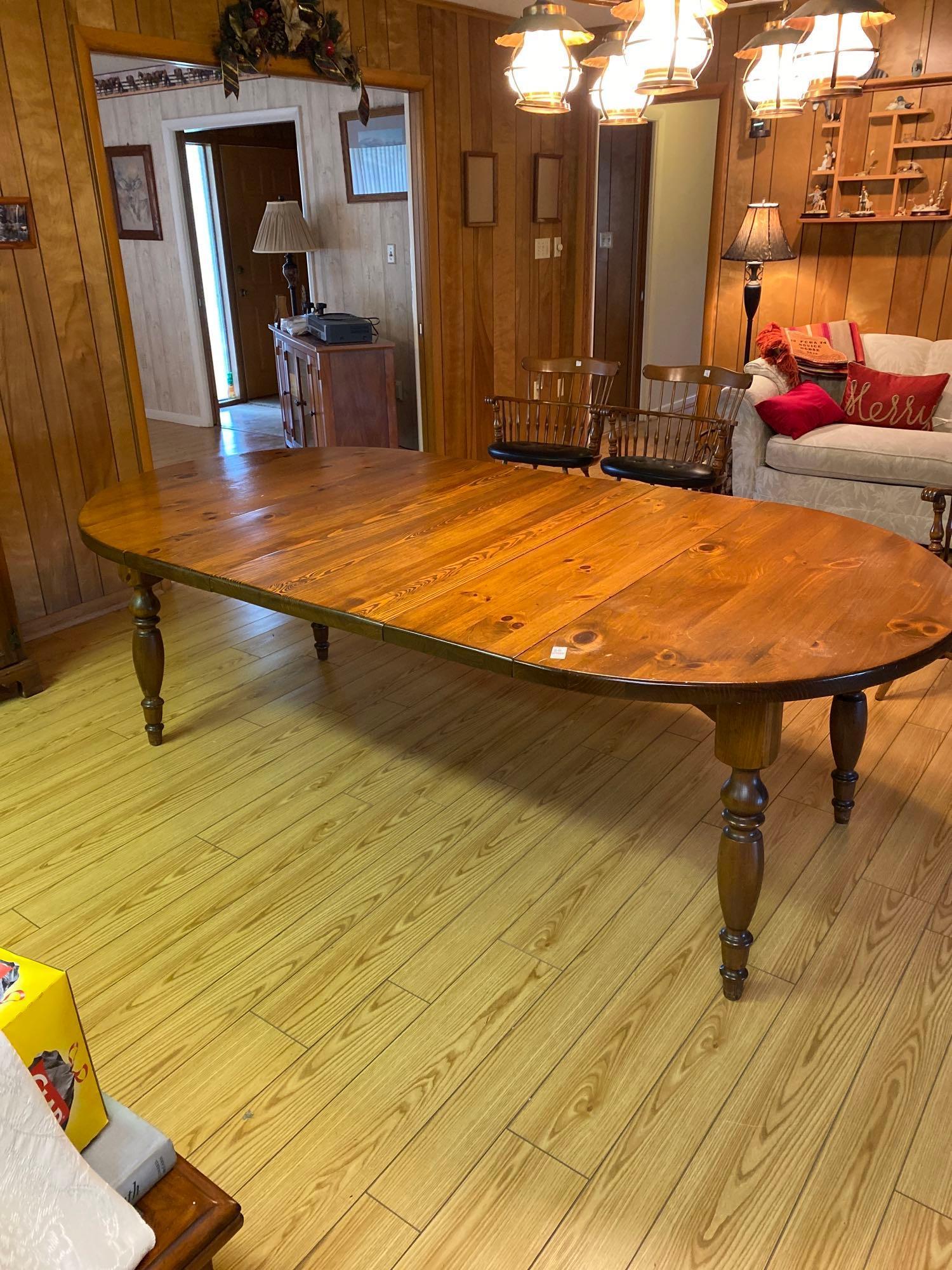 Rustic thick pine adjustable farm dining table with 3 leaves