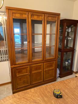 Awesome 1990 Mid Century Styled Lighted Curio Cabinet