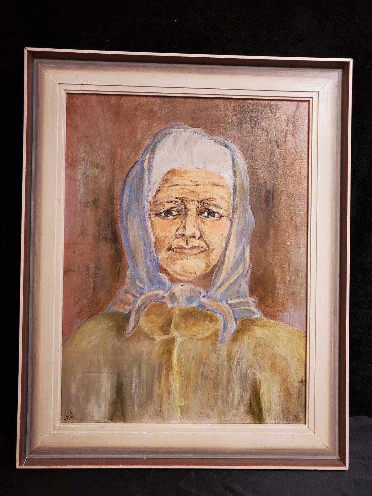 LARGE FRAMED PORTRAIT OF OLD WOMAN IN SHAW, SIGNED BY ARTIST 1974, PASTEL