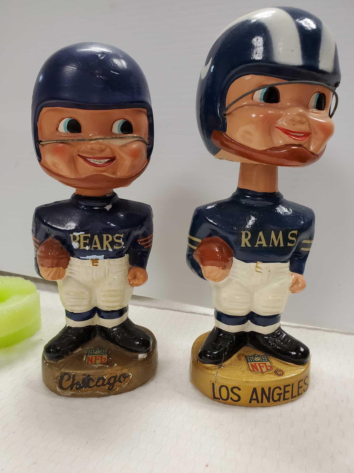 PAIR OF VINTAGE SPORTS SPECIALTIES CHICAGO BEARS, LOS ANGELES RAMS BOBBLEHEADS