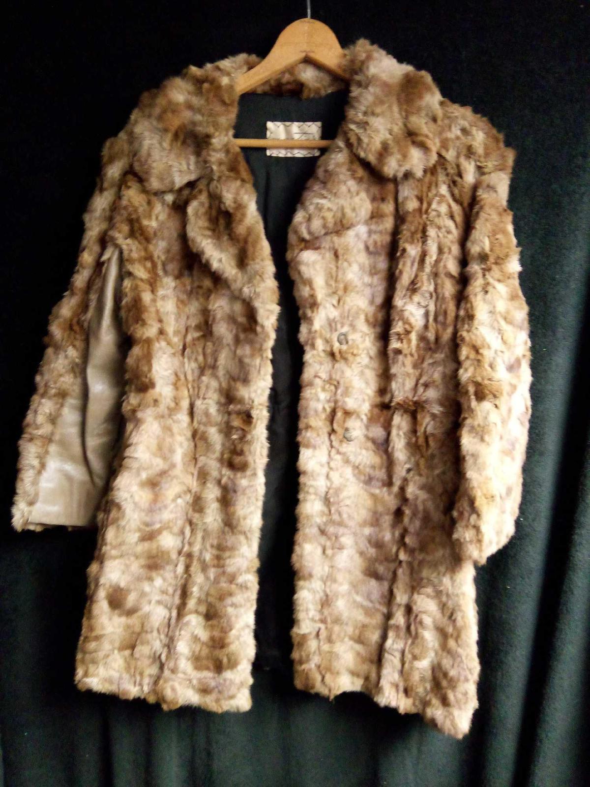 Vintage Fur coat, MARTIN'S, leather under sleeves /pockets